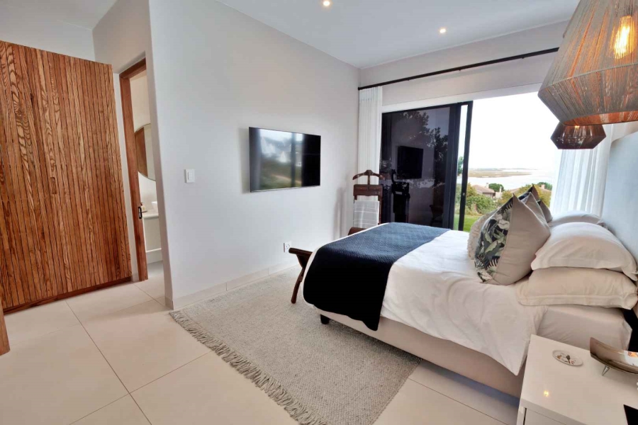 4 Bedroom Property for Sale in Stilbaai Wes Western Cape